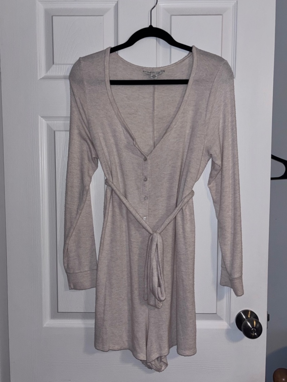 American Eagle Cream Plush Henley Romper Tie Waist Soft Cozy Lounge Size M